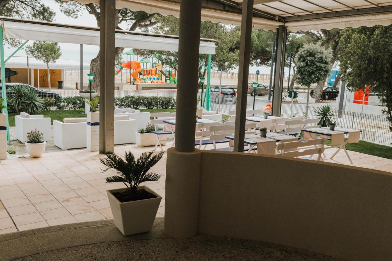 Hotel Villa Franca Lignano Sabbiadoro Buitenkant foto
