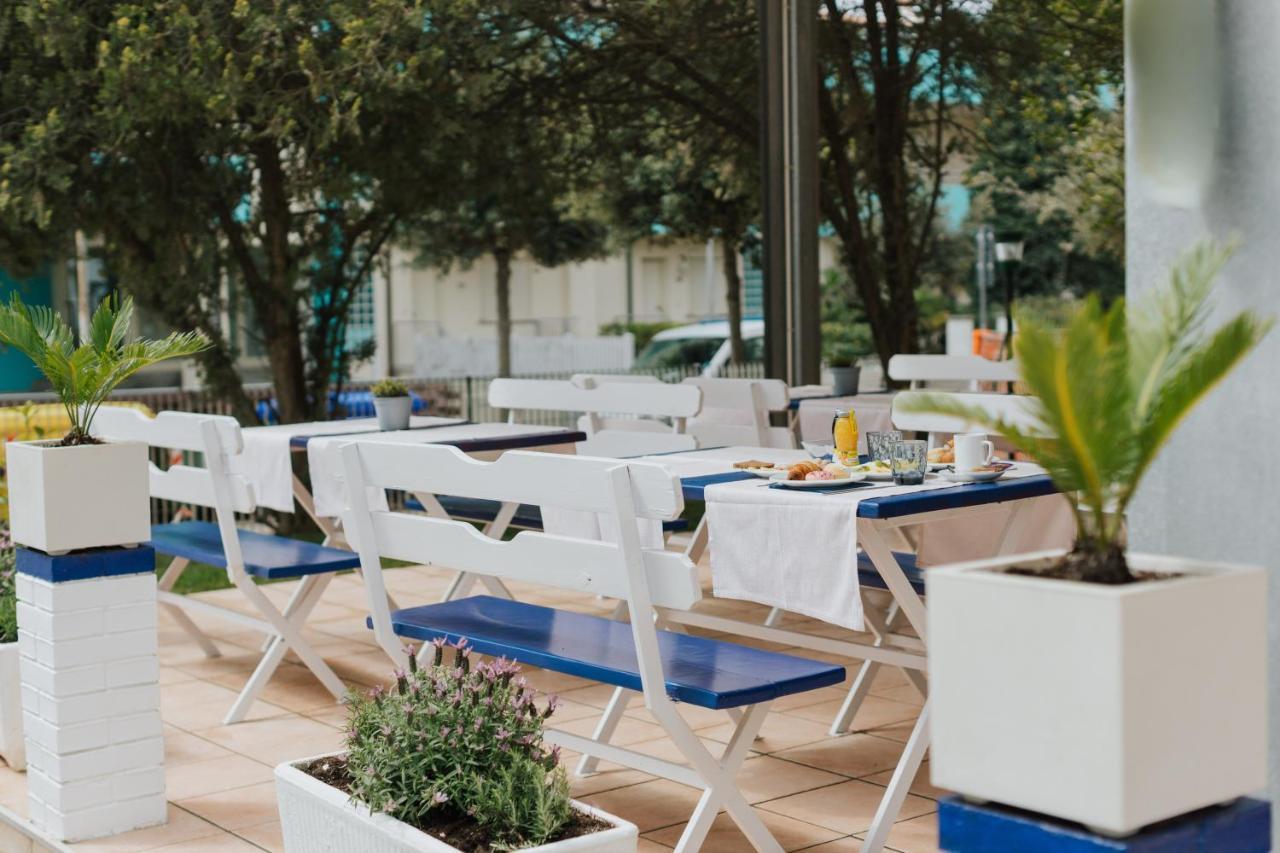 Hotel Villa Franca Lignano Sabbiadoro Buitenkant foto