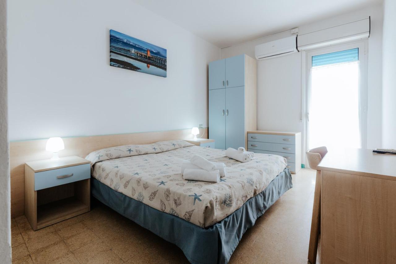 Hotel Villa Franca Lignano Sabbiadoro Buitenkant foto