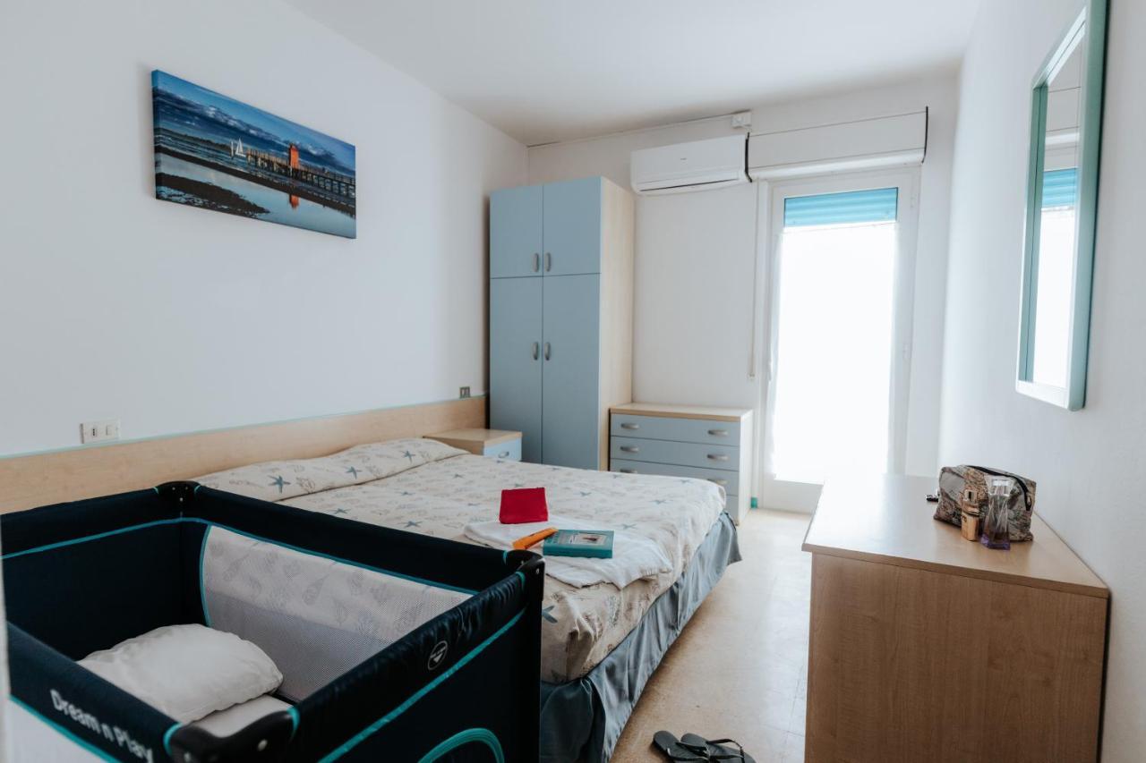 Hotel Villa Franca Lignano Sabbiadoro Buitenkant foto