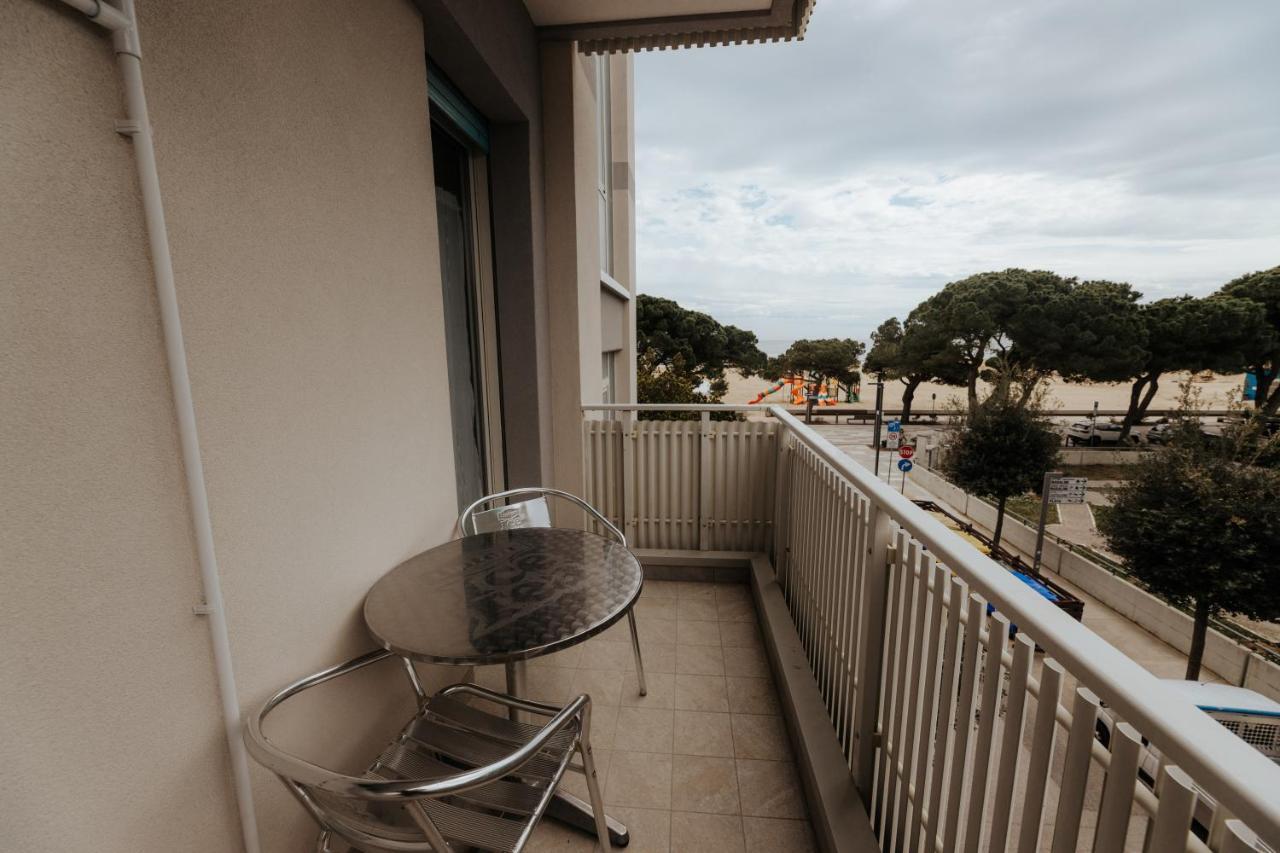 Hotel Villa Franca Lignano Sabbiadoro Buitenkant foto