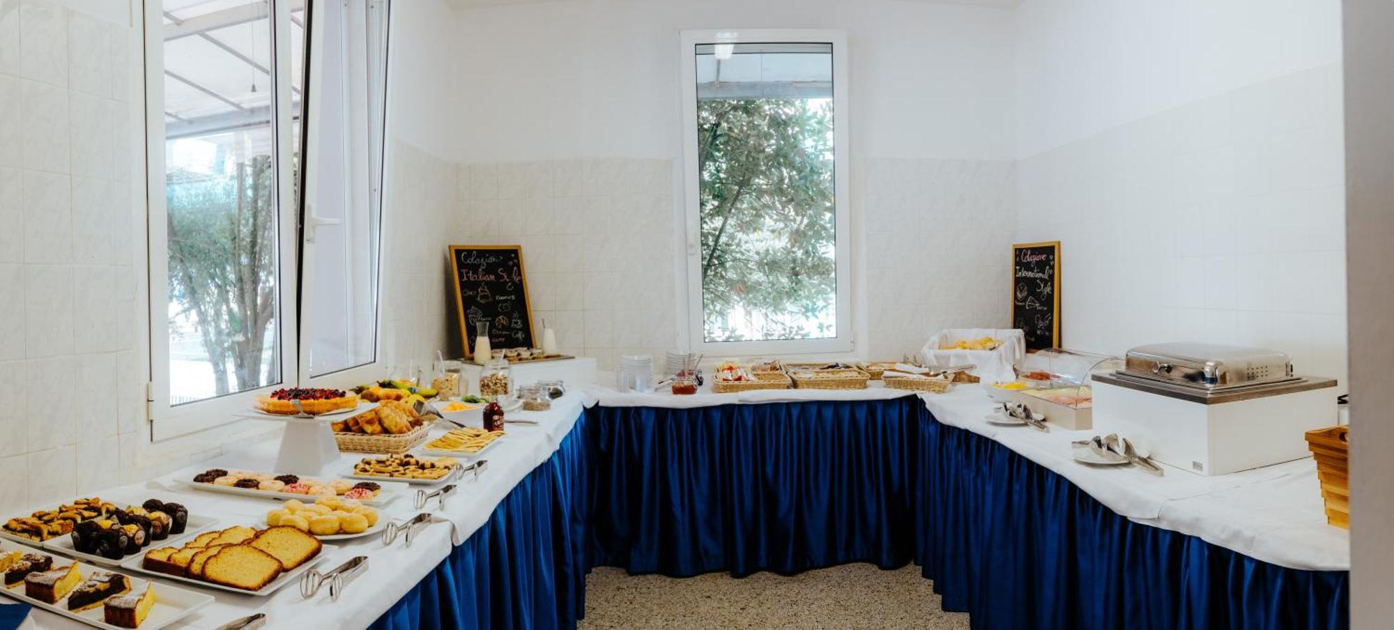 Hotel Villa Franca Lignano Sabbiadoro Buitenkant foto